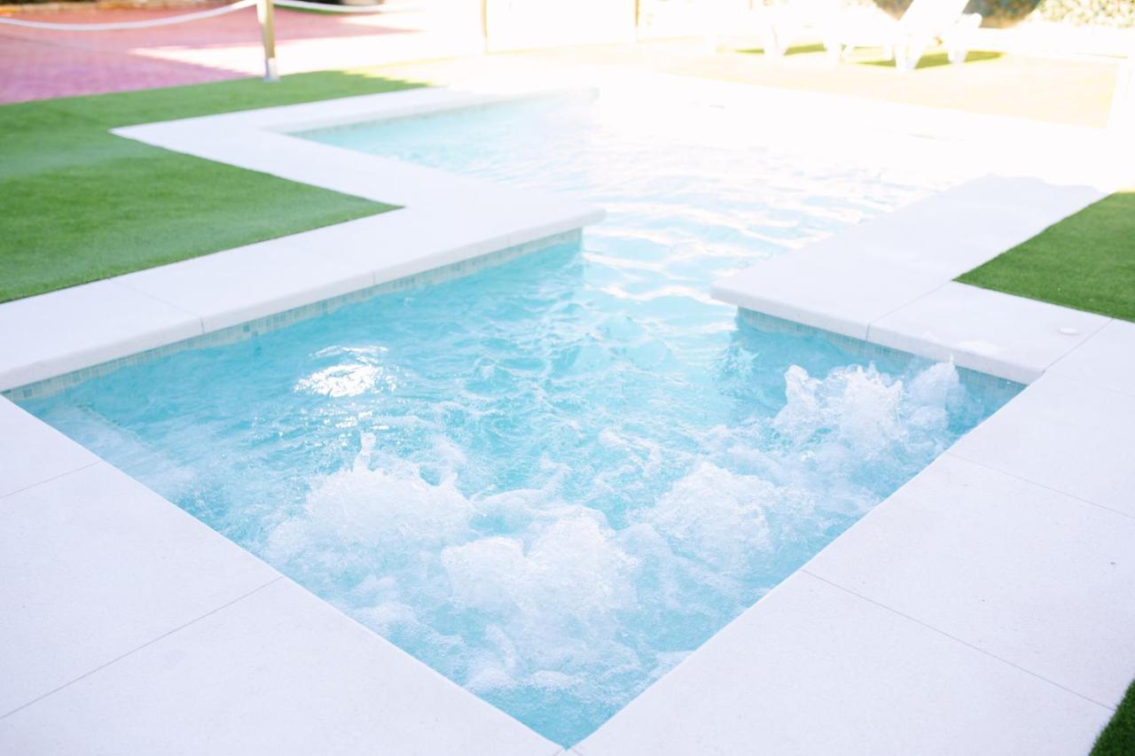 Casa Luxury "El Olivo De Cordoba" Con Jacuzzi Y Parking Privado Guest House Eksteriør bilde